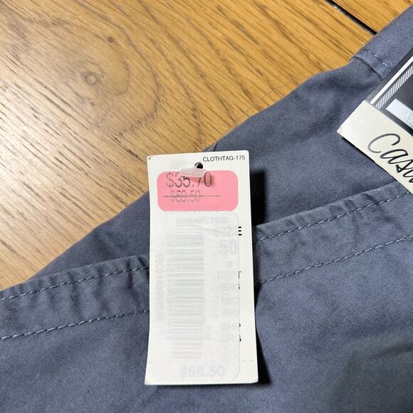 Roundtree & Yorke Casuals Mens Classic Fit Cargo Shorts Gray Size 50 New NWT - Picture 9 of 11